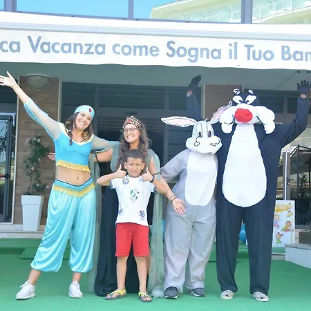 Hotel Fabilia Family